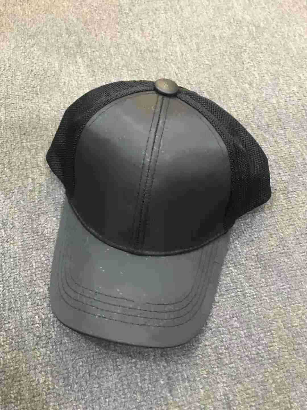 Designer 2022 Mens Baseball Caps woman Brands Tiger Head Hats bee snake Embroidered bone Men Women casquette Sun Hat gorras Sports mesh, Black
Designer 2022 Mens Baseball Caps woman Brands Tiger Head Hats bee snake Embroidered bone Men Women casquette Sun Hat gorras Sports mesh, Black