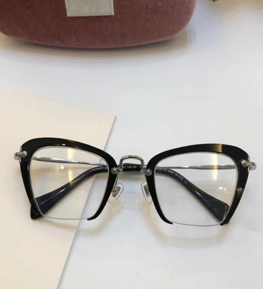 2021 new eyeglasses frame women men temperament eyeglass frames eyeglasses frame clear lens men glasses frame oculos 54QS and case6788241
2021 new eyeglasses frame women men temperament eyeglass frames eyeglasses frame clear lens men glasses frame oculos 54QS and case6788241