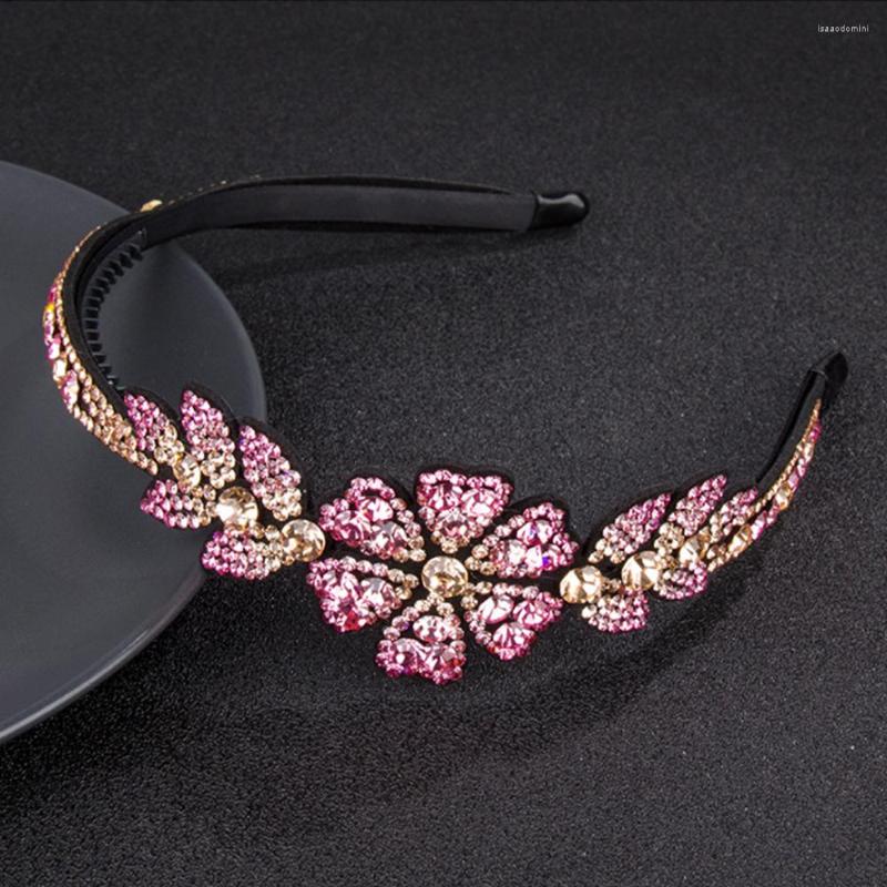 Hair Clips Rhinestone Flowers Wide Side Head Wear Luxury Headband For Women Non-slip Border Girl Hairpin Fancy Accessories
Hair Clips Rhinestone Flowers Wide Side Head Wear Luxury Headband For Women Non-slip Border Girl Hairpin Fancy Accessories