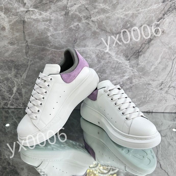 2023 Hot Luxurys Designers sneaker Casual Shoes Sole White Black Leather Womens mens high-quality Flat Lace Up Trainers sneakers size 35-46, 05
2023 Hot Luxurys Designers sneaker Casual Shoes Sole White Black Leather Womens mens high-quality Flat Lace Up Trainers sneakers size 35-46, 05