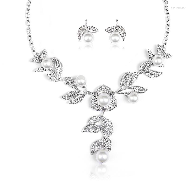 Necklace Earrings Set Bohemia Crystal Bride Jewelry Rhinestone Silver-plated Wedding Dress Banquet Earring Ladies Gift, Picture shown
Necklace Earrings Set Bohemia Crystal Bride Jewelry Rhinestone Silver-plated Wedding Dress Banquet Earring Ladies Gift, Picture shown