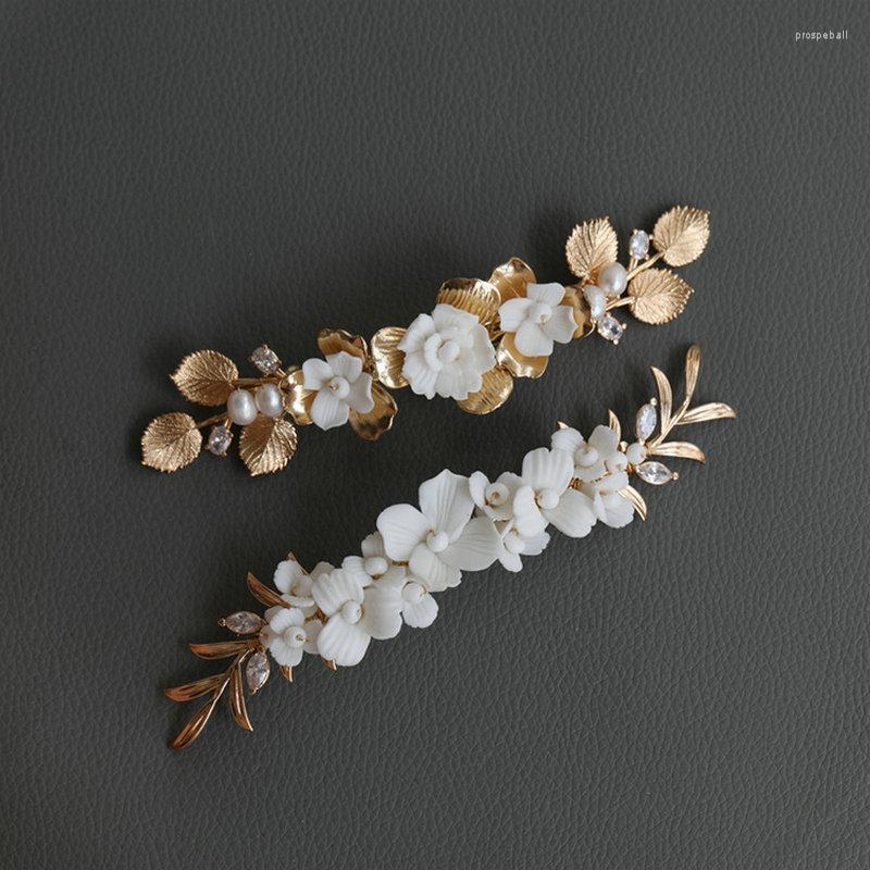 Hair Clips Ceramic Flower Hairpin Gorgeous Zircon Spring Side Clip Romantic Copper Leaf Wedding Accessories Pearl Prom Jewelry
Hair Clips Ceramic Flower Hairpin Gorgeous Zircon Spring Side Clip Romantic Copper Leaf Wedding Accessories Pearl Prom Jewelry