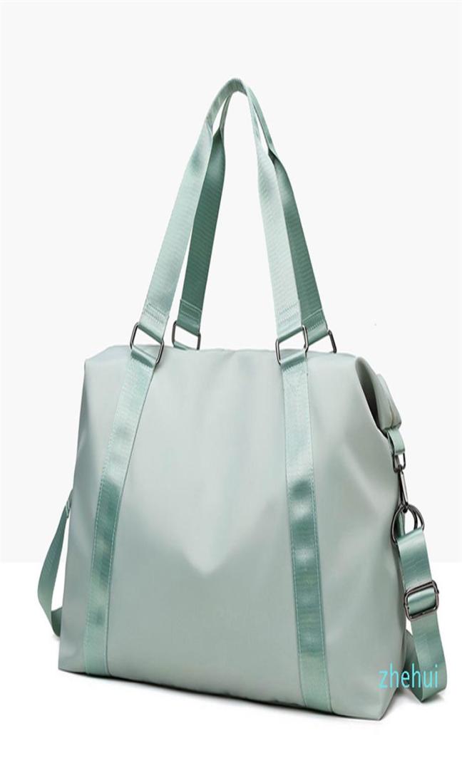 Whole- hand yoga bag female wet waterproof large ggage bag short travel bag 50 28 22 high quality with brand logo294J8376402
Whole- hand yoga bag female wet waterproof large ggage bag short travel bag 50 28 22 high quality with brand logo294J8376402