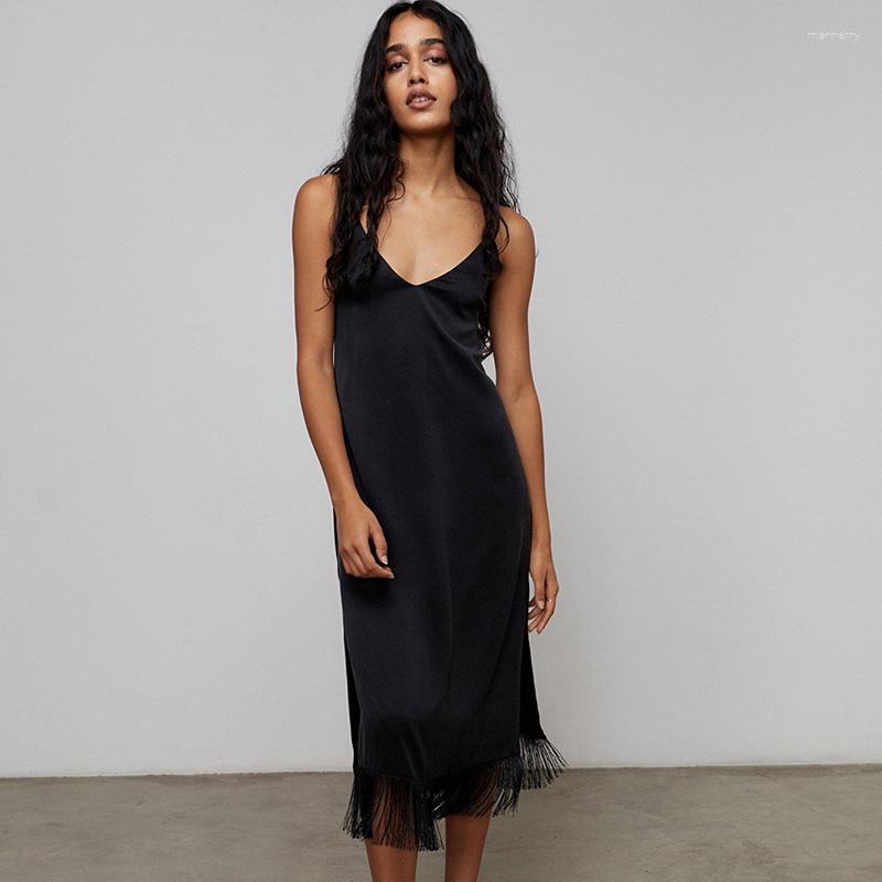 Women' Swimwear Beach Dress For Women 2023 Summer With Offers Sling Nightgown Neck Silk Pajamas Female Vented Occupy Home Solid Polyester, Black
Women' Swimwear Beach Dress For Women 2023 Summer With Offers Sling Nightgown Neck Silk Pajamas Female Vented Occupy Home Solid Polyester, Black