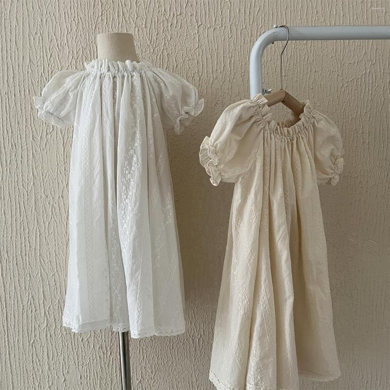 Girl Dresses Girls' Dress 2023 Summer Embroidered Jacquard Cotton Skirt Bubble Sleeve Elastic Round Neck Long Lace Edge, Beige
Girl Dresses Girls' Dress 2023 Summer Embroidered Jacquard Cotton Skirt Bubble Sleeve Elastic Round Neck Long Lace Edge, Beige