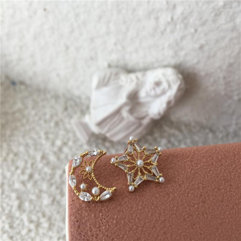 Stud Earrings Star And Moon Asymmetrical Simple Exquisite Micro-inlaid Zircon For Women Design Sense Of Versatile Girls Earring
Stud Earrings Star And Moon Asymmetrical Simple Exquisite Micro-inlaid Zircon For Women Design Sense Of Versatile Girls Earring
