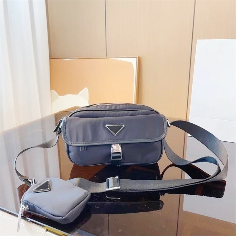 2023 mens camera designer bag crossbody bag nylon shoulder bags luxury flaps Men Cross Body Triangle 5A, Black(p l0g0)
2023 mens camera designer bag crossbody bag nylon shoulder bags luxury flaps Men Cross Body Triangle 5A, Black(p l0g0)