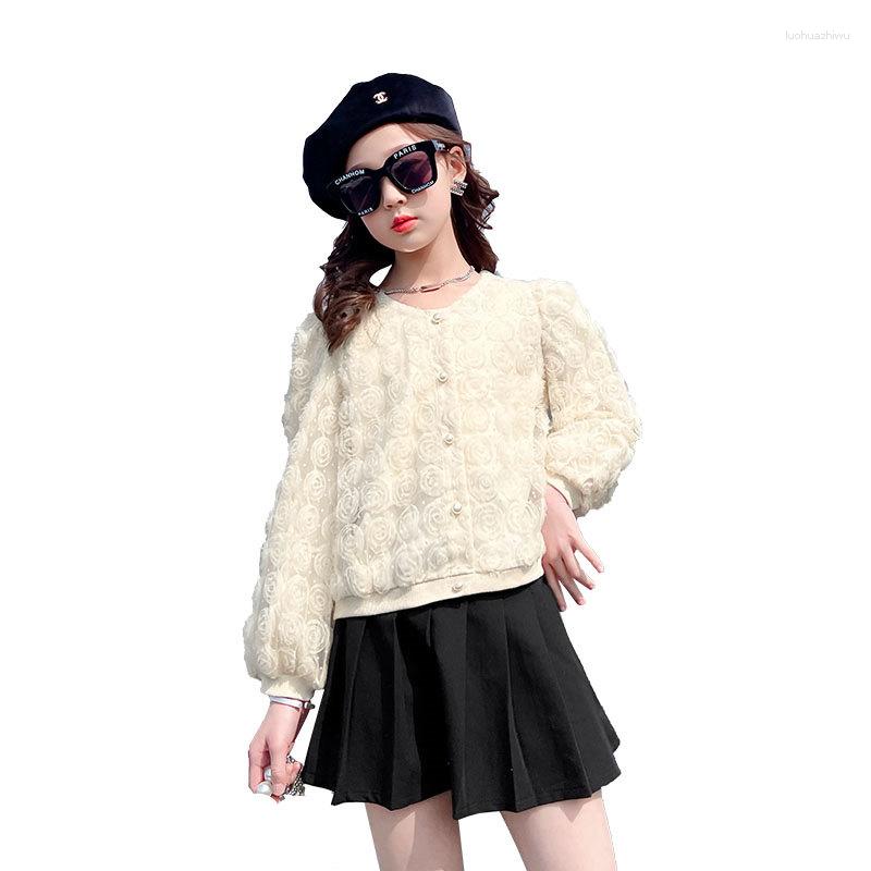 Jackets 2023 Spring Arrival Girls Long Sleeve Coat Elegant Kids Flowers Beige Single-Breasted Mesh Florals Children Outwear
Jackets 2023 Spring Arrival Girls Long Sleeve Coat Elegant Kids Flowers Beige Single-Breasted Mesh Florals Children Outwear