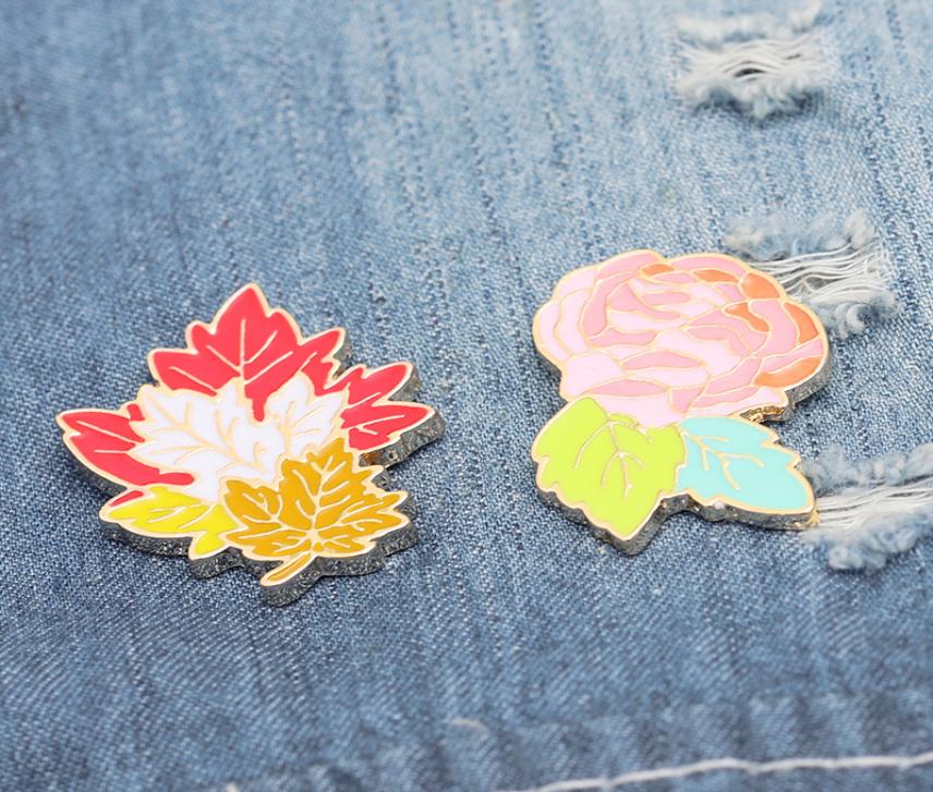 Maple Leaf Carnation Flower Red Pink Personality Creative Brooch Cartoon Special Tide New Lapel Denim Badge Pins9485973
Maple Leaf Carnation Flower Red Pink Personality Creative Brooch Cartoon Special Tide New Lapel Denim Badge Pins9485973