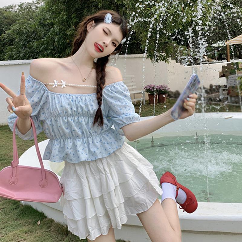 Women's Blouses Women's Shirt Square Neck Korean Version Flower Print Short Sleeve Shirts
Women's Blouses Women's Shirt Square Neck Korean Version Flower Print Short Sleeve Shirts