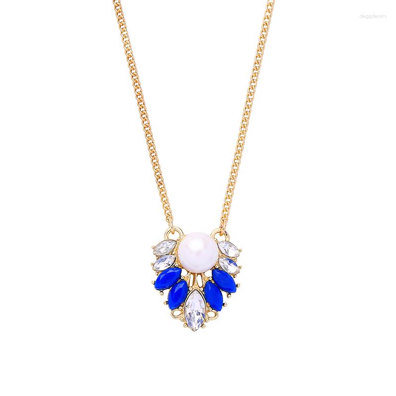 Pendant Necklaces Vintage Gold Color Acrylic Necklace & Pendants Rhinestone Simulation Pearl Sweater Chain Fashion Jewelry Accessories
Pendant Necklaces Vintage Gold Color Acrylic Necklace & Pendants Rhinestone Simulation Pearl Sweater Chain Fashion Jewelry Accessories