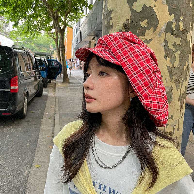 2022 New Women Japanese Large Version Plaid Beret Spring and Autumn Fashion Octagonal Hat British Retro Painter Hat L230523, Red
2022 New Women Japanese Large Version Plaid Beret Spring and Autumn Fashion Octagonal Hat British Retro Painter Hat L230523, Red