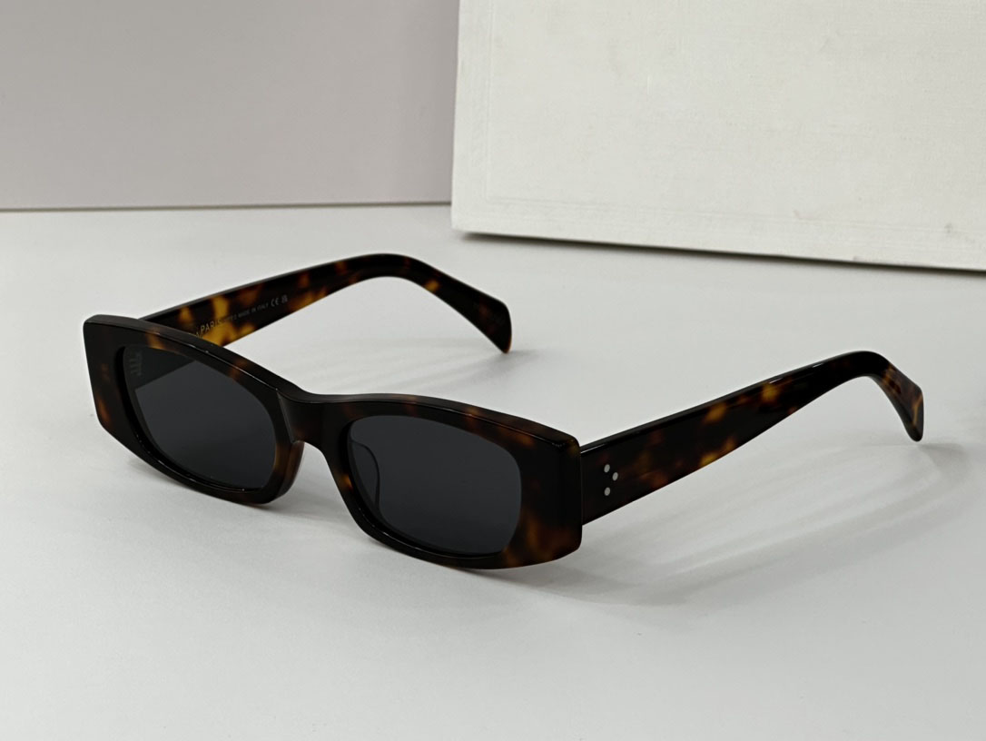Men Sunglasses For Women Latest Selling Fashion Sun Glasses Mens Sunglass Gafas De Sol Glass UV400 Lens With Random Matching Box 4S245
Men Sunglasses For Women Latest Selling Fashion Sun Glasses Mens Sunglass Gafas De Sol Glass UV400 Lens With Random Matching Box 4S245