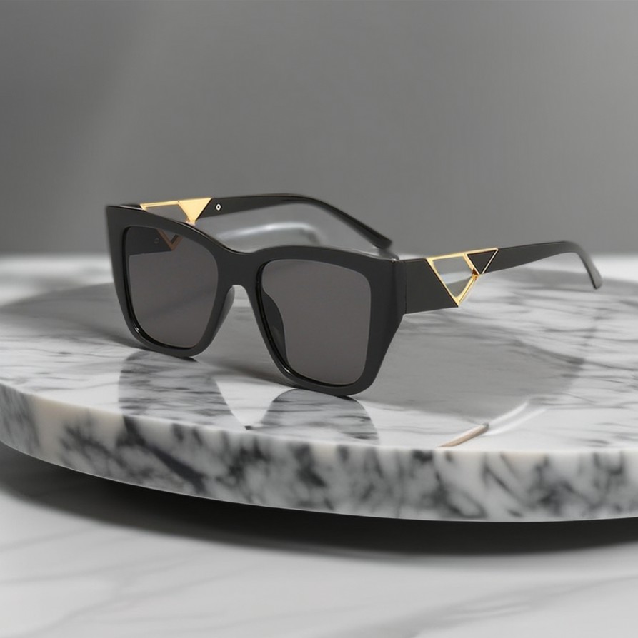 Polygon Sunglass Fashion Cool Sunglasses Women Men Sun glass Driving Leisure Goggle Adumbral 7 Color Option Eyeglasses
Polygon Sunglass Fashion Cool Sunglasses Women Men Sun glass Driving Leisure Goggle Adumbral 7 Color Option Eyeglasses