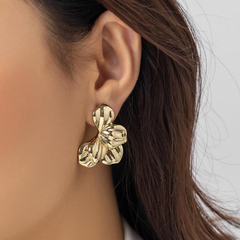Stud Earrings PuRui Kpop Half Petal Charm Ear Fashion Women Jewelry Gold Color Metal Flower Trendy Gifts Street Wedding Party
Stud Earrings PuRui Kpop Half Petal Charm Ear Fashion Women Jewelry Gold Color Metal Flower Trendy Gifts Street Wedding Party