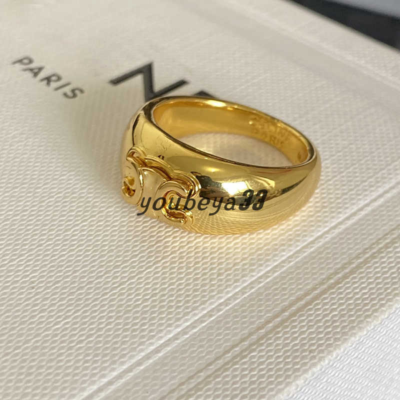Luxurys designer fashion luxury men's and women's gold band rings couples high quality jewelry personalized simple holiday gifts
Luxurys designer fashion luxury men's and women's gold band rings couples high quality jewelry personalized simple holiday gifts