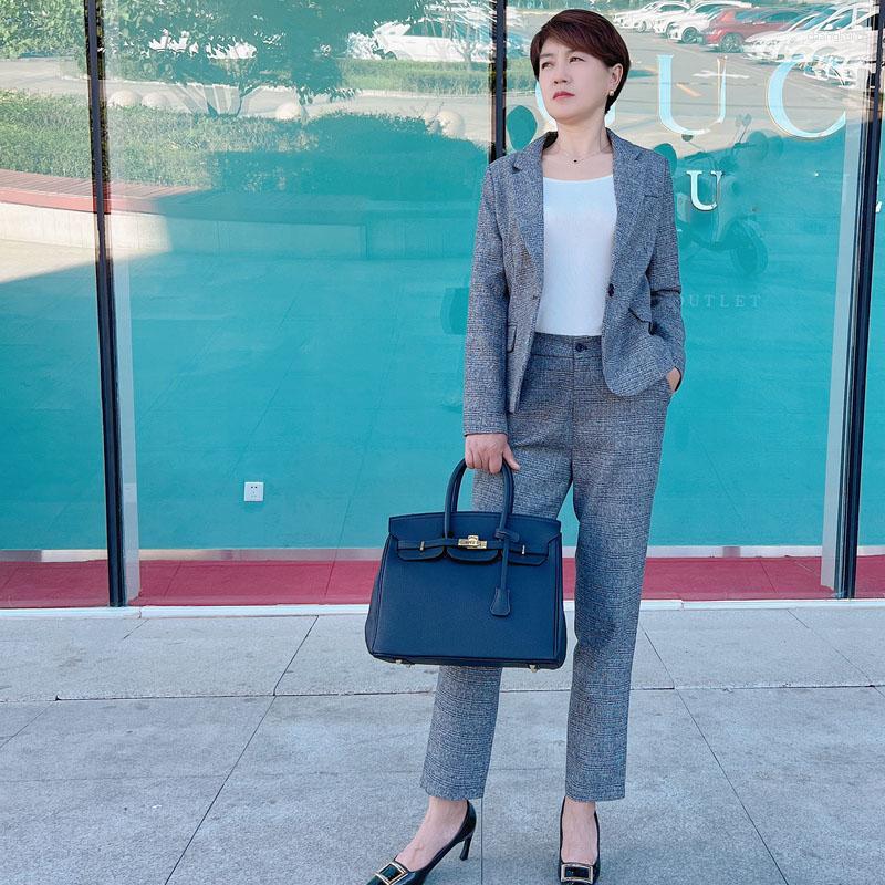Women' Two Piece Pants Autumn Winter Elegant Plaid Office Lady Suit Blazer Faux Woolen Business Casual Women Sets, Pencil pants
Women' Two Piece Pants Autumn Winter Elegant Plaid Office Lady Suit Blazer Faux Woolen Business Casual Women Sets, Pencil pants