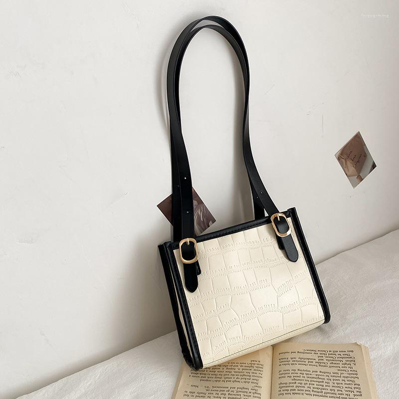 Evening Bags Korea Contrast Color Leather Crossbody For Women Travel Handbag Ladies Small Flap Bag Fashion Simple Shoulder Messenger, Black
Evening Bags Korea Contrast Color Leather Crossbody For Women Travel Handbag Ladies Small Flap Bag Fashion Simple Shoulder Messenger, Black