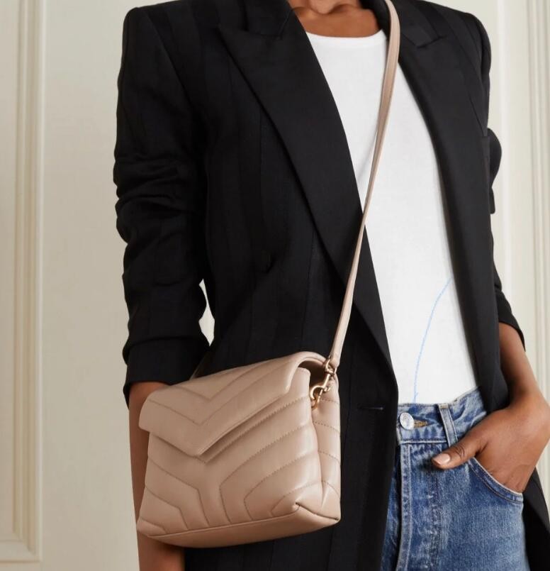 Classic shoulder bags soft sheepskin lady loulou white metal buckle handbag shoulder cross body bags designer women envelope bag chain handbags tote, Black(gold buckle)
Classic shoulder bags soft sheepskin lady loulou white metal buckle handbag shoulder cross body bags designer women envelope bag chain handbags tote, Black(gold buckle)