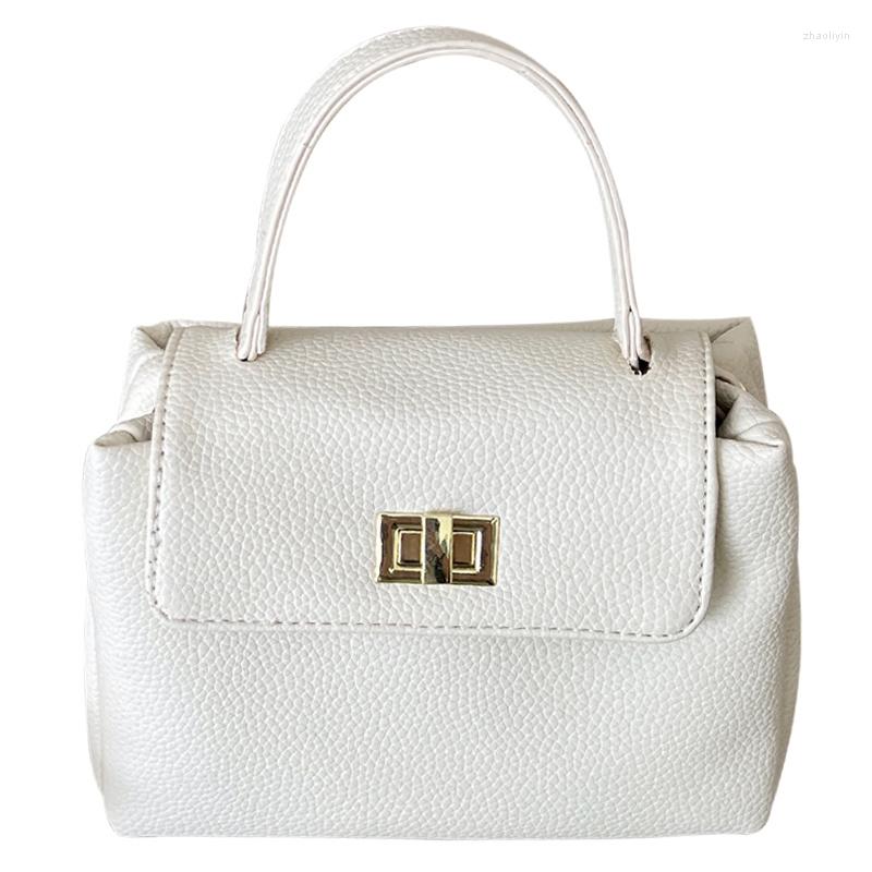 Evening Bags 2023 Fashion Niche Single Shoulder Messenger Bag Mobile Phone Foreign Style Women's Soft Texture Portable Small, Black
Evening Bags 2023 Fashion Niche Single Shoulder Messenger Bag Mobile Phone Foreign Style Women's Soft Texture Portable Small, Black
