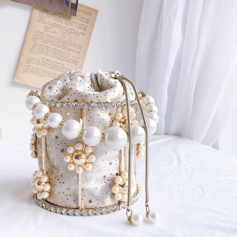 Fashion 2020 new fashion ins net red handbag small fresh slant across small bag pearl bag female 230621, Apricot
Fashion 2020 new fashion ins net red handbag small fresh slant across small bag pearl bag female 230621, Apricot