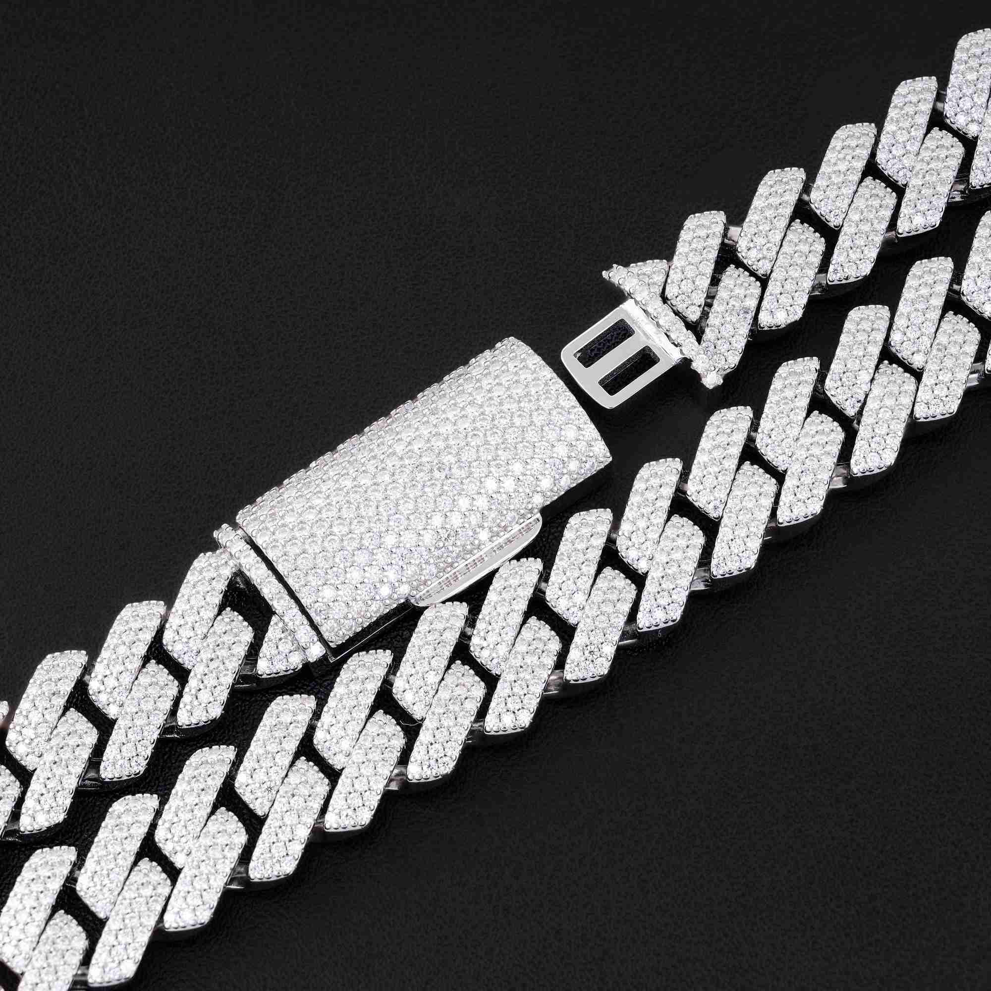High Quality Diamond Jewelry 925 Sterling Silver Hip Hop Necklace Vvs1 Moissanite 925 Sterling Silver Cuban Chain
High Quality Diamond Jewelry 925 Sterling Silver Hip Hop Necklace Vvs1 Moissanite 925 Sterling Silver Cuban Chain
