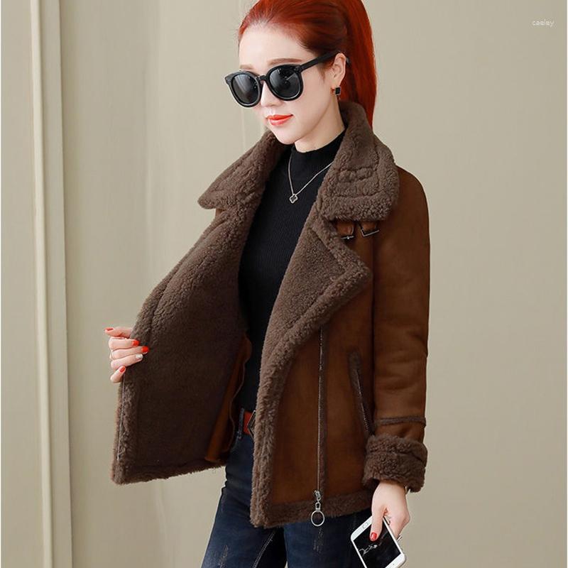 Women' Fur Double-faced Lambswool Suede Coat Women Patchwork Short Jackets Autumn Winter Fashion Fleece Thicken Moto Outwear Lady Overcoat, Pink
Women' Fur Double-faced Lambswool Suede Coat Women Patchwork Short Jackets Autumn Winter Fashion Fleece Thicken Moto Outwear Lady Overcoat, Pink