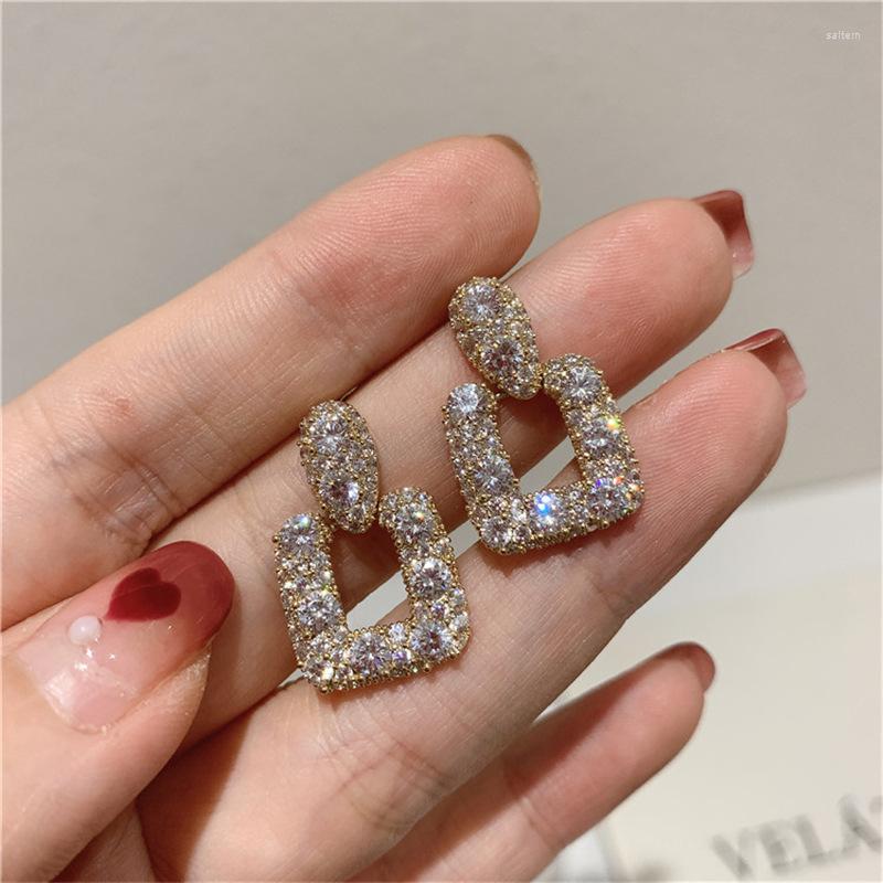 Dangle Earrings Trendy Square Shape Drop Brilliant Wedding Jewelry Elegant Female Earring Fine Gift
Dangle Earrings Trendy Square Shape Drop Brilliant Wedding Jewelry Elegant Female Earring Fine Gift