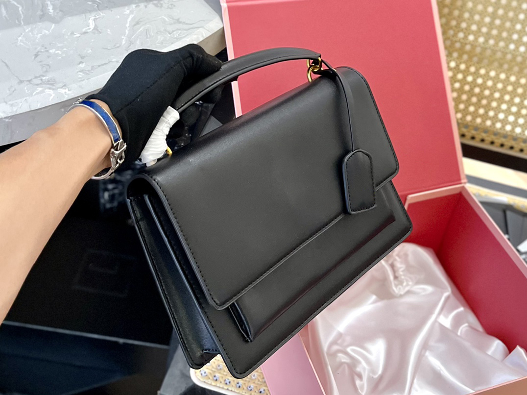 designer Shopping bag fashion leather shoulder bag purse handbag women messenger bag Tote underarm bag convenient carry, White
designer Shopping bag fashion leather shoulder bag purse handbag women messenger bag Tote underarm bag convenient carry, White