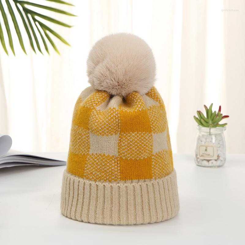 Berets Men's/Women's Pompon Knit Cap Winter Warm Hat Plaid Casual Beanie Cotton Skiing Woman Mask Girl Headwear, Black
Berets Men's/Women's Pompon Knit Cap Winter Warm Hat Plaid Casual Beanie Cotton Skiing Woman Mask Girl Headwear, Black
