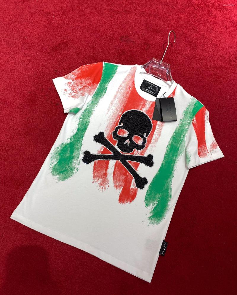 Men's T Shirts PLIPHPP PLEPN 2023 Spring/Summer T-shirt Classic Elements Skull Scalding Drill, Ivory
Men's T Shirts PLIPHPP PLEPN 2023 Spring/Summer T-shirt Classic Elements Skull Scalding Drill, Ivory
