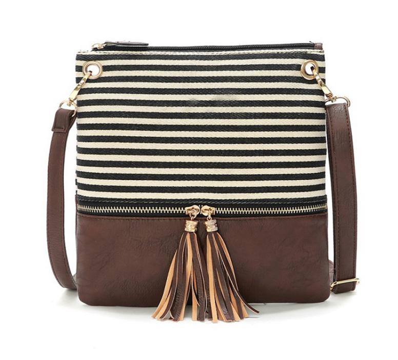 Women Shoulder bag tassels patchwork Striped Crossbody PU leather Panelled Messenger Bag Envelope Handbags LJJA38027855681, Beige
Women Shoulder bag tassels patchwork Striped Crossbody PU leather Panelled Messenger Bag Envelope Handbags LJJA38027855681, Beige