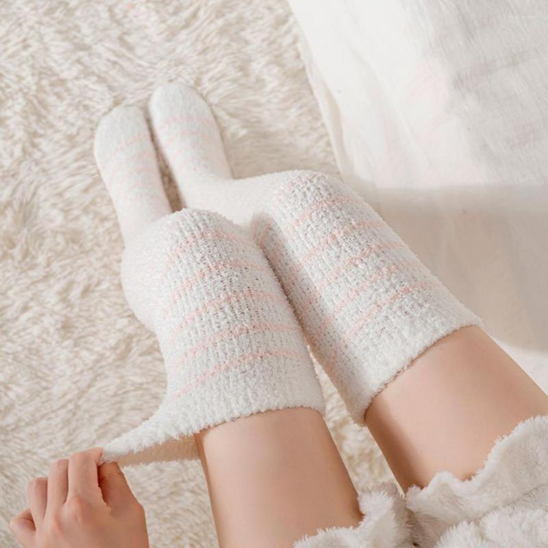 Women Socks 1 Pair Coral Fleece Stockings Thigh High Plush Thermal Autumn Winter Long Tube Meias Over-the-knee, Black
Women Socks 1 Pair Coral Fleece Stockings Thigh High Plush Thermal Autumn Winter Long Tube Meias Over-the-knee, Black