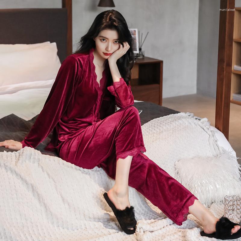 Women's Sleepwear Women's Gold Velvet Pajama Set Autumn Winter Long Sleeve Cardigan Pajamas Lace V-Neck Tops Homewear 2 Piece, Blue
Women's Sleepwear Women's Gold Velvet Pajama Set Autumn Winter Long Sleeve Cardigan Pajamas Lace V-Neck Tops Homewear 2 Piece, Blue