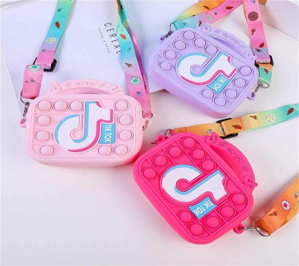 TikTok Children039s Push Poppers Crossbody Pack Bags Decompression Gifts Kids Girls Messenger Puzzle Silicone Tik tok Handbag O1955547, Beige
TikTok Children039s Push Poppers Crossbody Pack Bags Decompression Gifts Kids Girls Messenger Puzzle Silicone Tik tok Handbag O1955547, Beige
