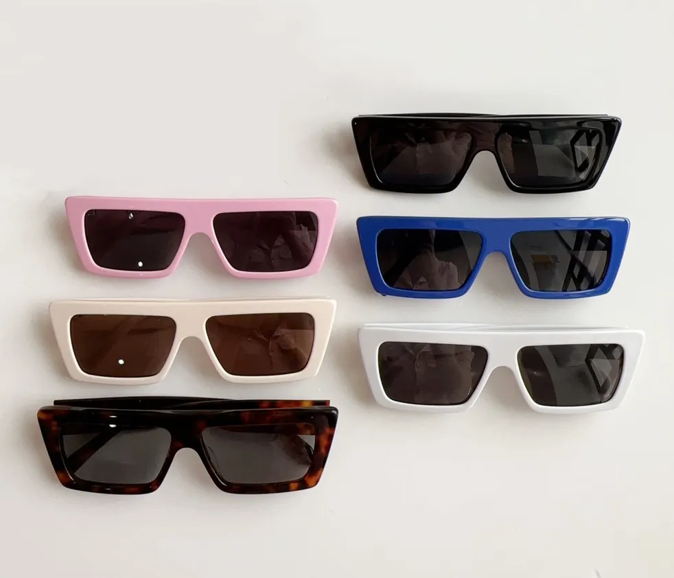Fashion Sunnies Rectangle Sunglasses Uniquely Designer Protection Eyewear Women Men Shades Occhiali Glasses Da Sole 40214 UV400
Fashion Sunnies Rectangle Sunglasses Uniquely Designer Protection Eyewear Women Men Shades Occhiali Glasses Da Sole 40214 UV400