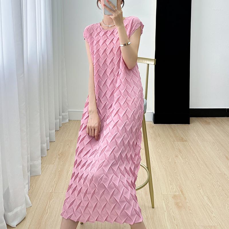 Party Dresses Miyake Tank Top Long Dress French Luxury Women's Korean Style Elegant Short Sleeve Pleated 2023 Fashion Summer, Black
Party Dresses Miyake Tank Top Long Dress French Luxury Women's Korean Style Elegant Short Sleeve Pleated 2023 Fashion Summer, Black