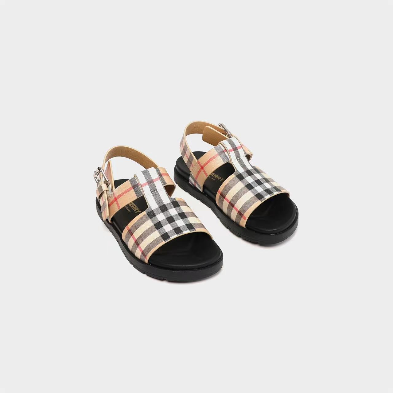 girl sandal black kid summer house slipper designer baby boy black shoes wholesale genuine leather send with box
girl sandal black kid summer house slipper designer baby boy black shoes wholesale genuine leather send with box