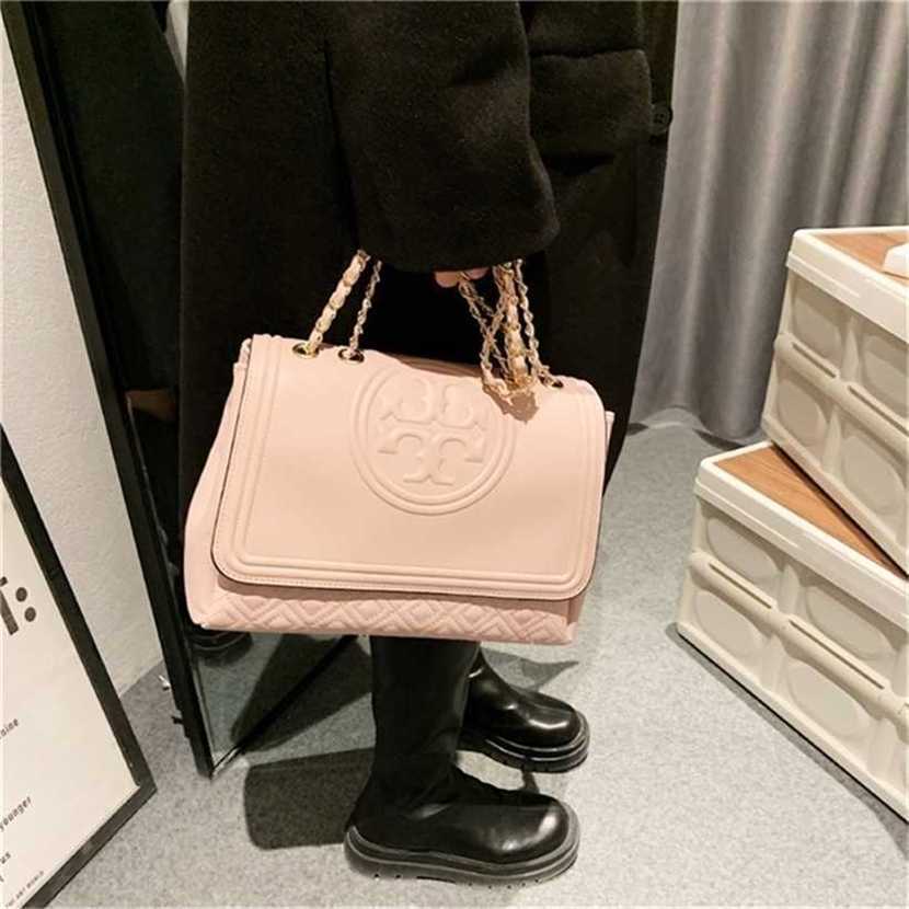 Designer bag Handbag Style 2023 Can Be And Mixed Batches Cousin Same Style Rhombic Lattice Solid Color Tassel crossbody, Black7
Designer bag Handbag Style 2023 Can Be And Mixed Batches Cousin Same Style Rhombic Lattice Solid Color Tassel crossbody, Black7