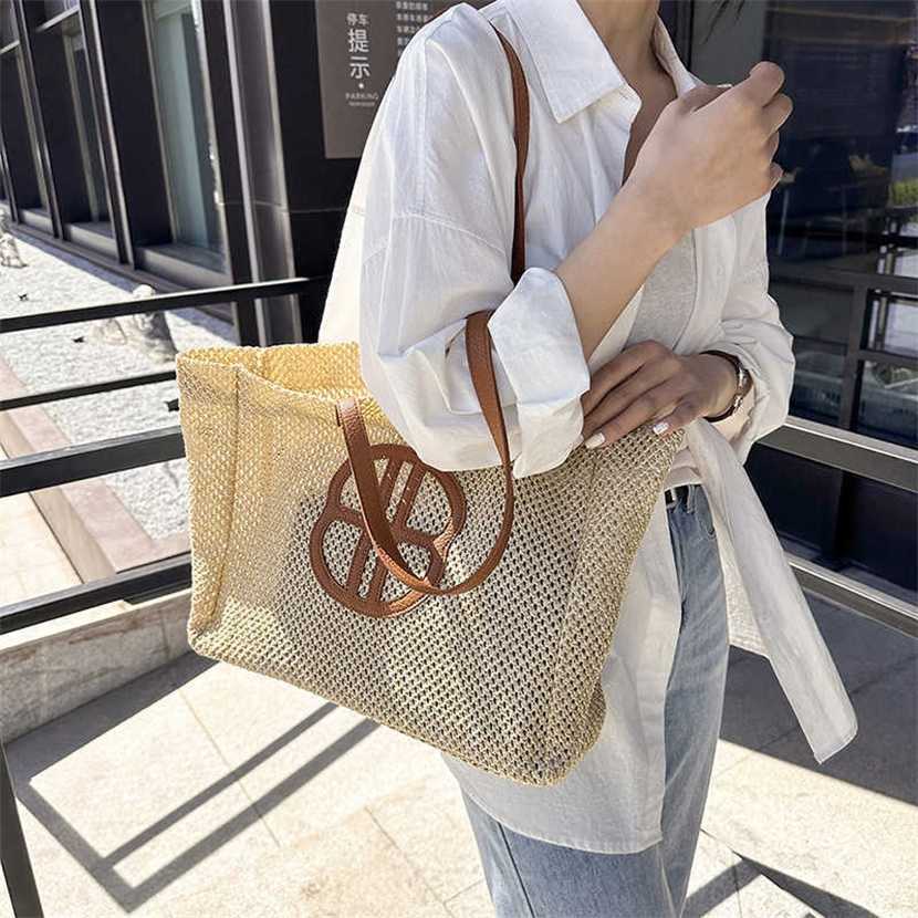 Designer bag 2023 handbag Xiaozhong INS Beach Women's Summer High Capacity Woven Korean Versatile Casual Tote, White6
Designer bag 2023 handbag Xiaozhong INS Beach Women's Summer High Capacity Woven Korean Versatile Casual Tote, White6