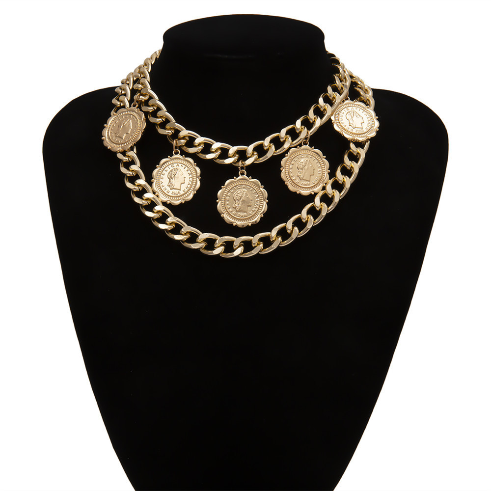 Strands Strings Hyperbole Gothic Cuban Chunky Necklace for Women Vintage Queen Coin Pendant Statement Hip hop Jewelry 230621