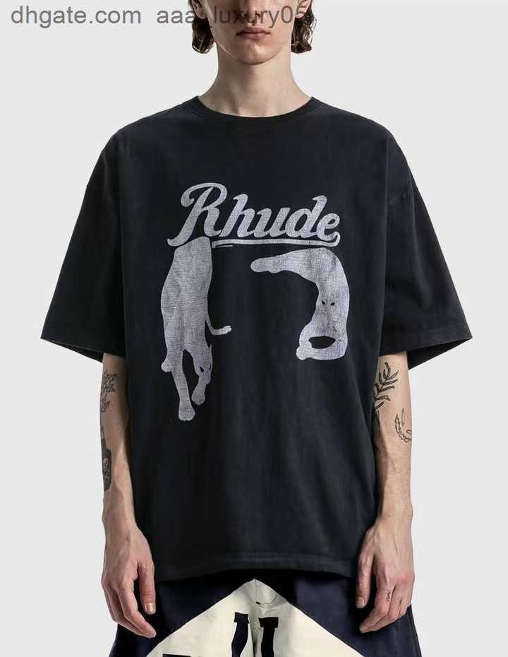 Designer Fashion Clothing Tees TShirts Rhude Spring Summer Night Cat Print High Street T-shirt Black Loose Cotton Trendy Round Neck Tops Cotton Streetwear
Designer Fashion Clothing Tees TShirts Rhude Spring Summer Night Cat Print High Street T-shirt Black Loose Cotton Trendy Round Neck Tops Cotton Streetwear