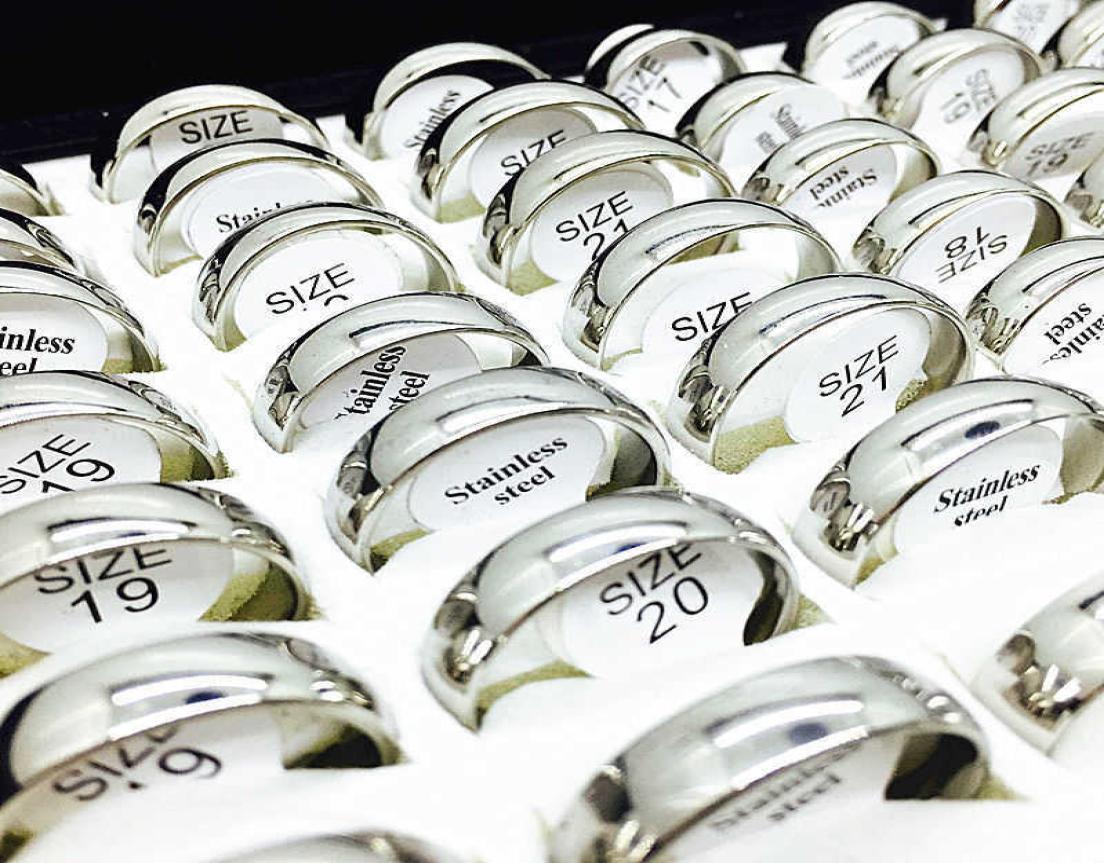 100pcslot silver Ring couple Men Women unisex Silver 6MM Stainless Steel Jewelry wedding engagement party whole lots bulk bra7121926
100pcslot silver Ring couple Men Women unisex Silver 6MM Stainless Steel Jewelry wedding engagement party whole lots bulk bra7121926