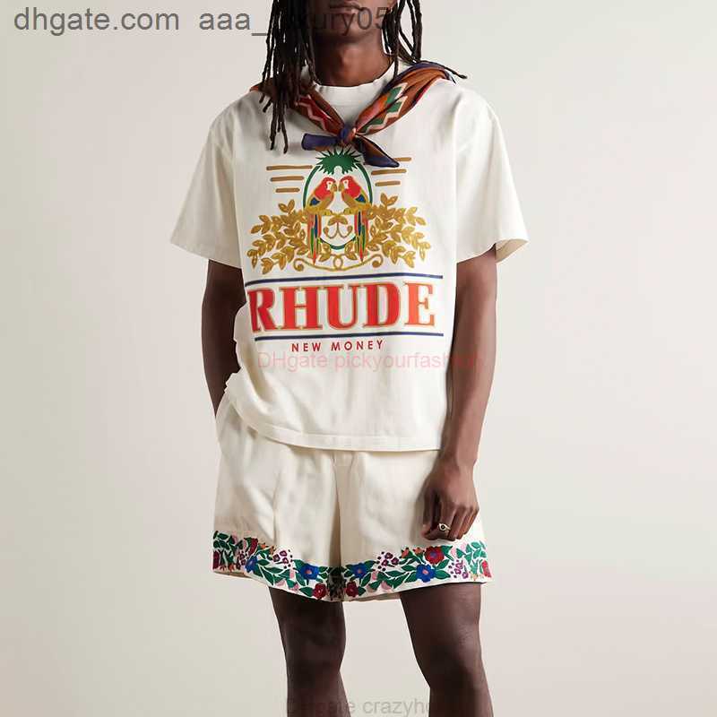 Designer Fashion Clothing Tees Tshirt Rhude Trendy Summer Macaw Flower American Vintage Mens Short Sleeved Tshirt Trend Cotton Streetwear Tops Casual Sportswear R, White
Designer Fashion Clothing Tees Tshirt Rhude Trendy Summer Macaw Flower American Vintage Mens Short Sleeved Tshirt Trend Cotton Streetwear Tops Casual Sportswear R, White