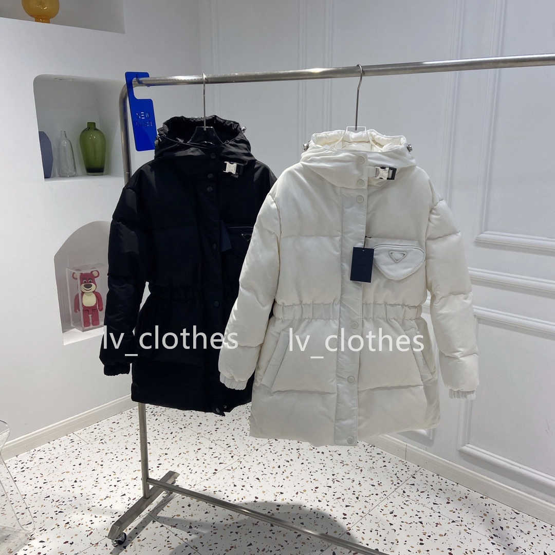 2023 Winter Women's Long Down jacket Top Designer Brand Fashion Women's White Parker Down jacket Outdoor Hooded Cold proof Clothes Men's Thickened Warm coat Black
2023 Winter Women's Long Down jacket Top Designer Brand Fashion Women's White Parker Down jacket Outdoor Hooded Cold proof Clothes Men's Thickened Warm coat Black