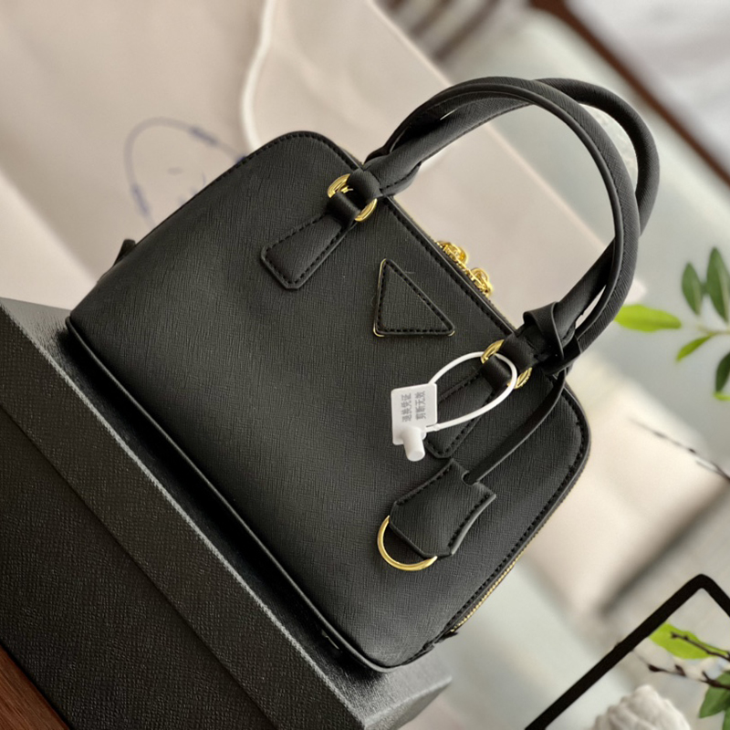 Handbag Designer Luxurys Bag Lady Cross Pattern Hobo Prad Shoulder Handle Crossbody Bags Tote Satchel Metal Triangle Belt Women Purses size 23x16cm, 11#
Handbag Designer Luxurys Bag Lady Cross Pattern Hobo Prad Shoulder Handle Crossbody Bags Tote Satchel Metal Triangle Belt Women Purses size 23x16cm, 11#