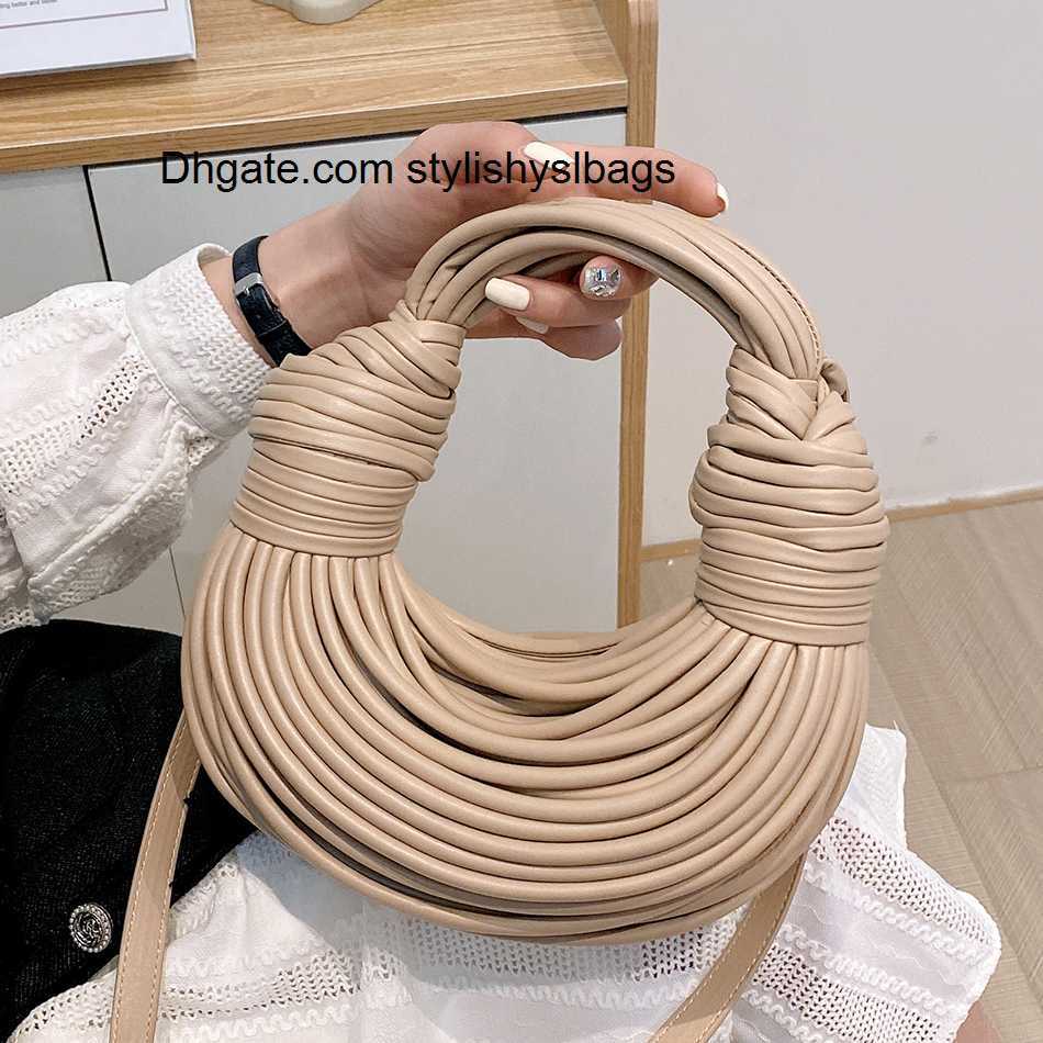 Evening Bags 2022 Trend New Line Bundle Clutch Bag for Female High Quality Women's Purses and Handbags Designer Shoulder Bag Senior Hobos Sac, Khaki bag
Evening Bags 2022 Trend New Line Bundle Clutch Bag for Female High Quality Women's Purses and Handbags Designer Shoulder Bag Senior Hobos Sac, Khaki bag