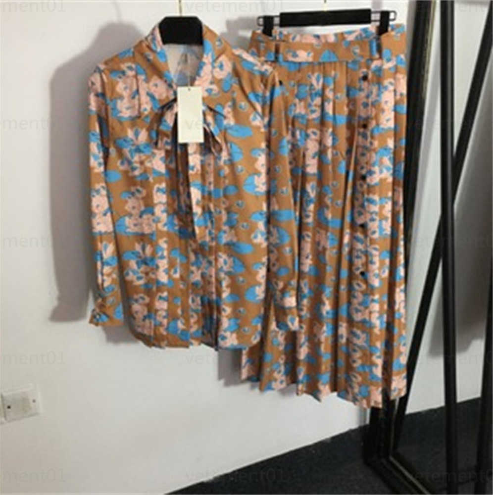 Floral Pattern Printing Womens Suit Bow Tie Collar Long Sleeve Shirt Mid-length High Waist Pleated Half Skirt Daily Casual Two Piece Set Women 0607
Floral Pattern Printing Womens Suit Bow Tie Collar Long Sleeve Shirt Mid-length High Waist Pleated Half Skirt Daily Casual Two Piece Set Women 0607