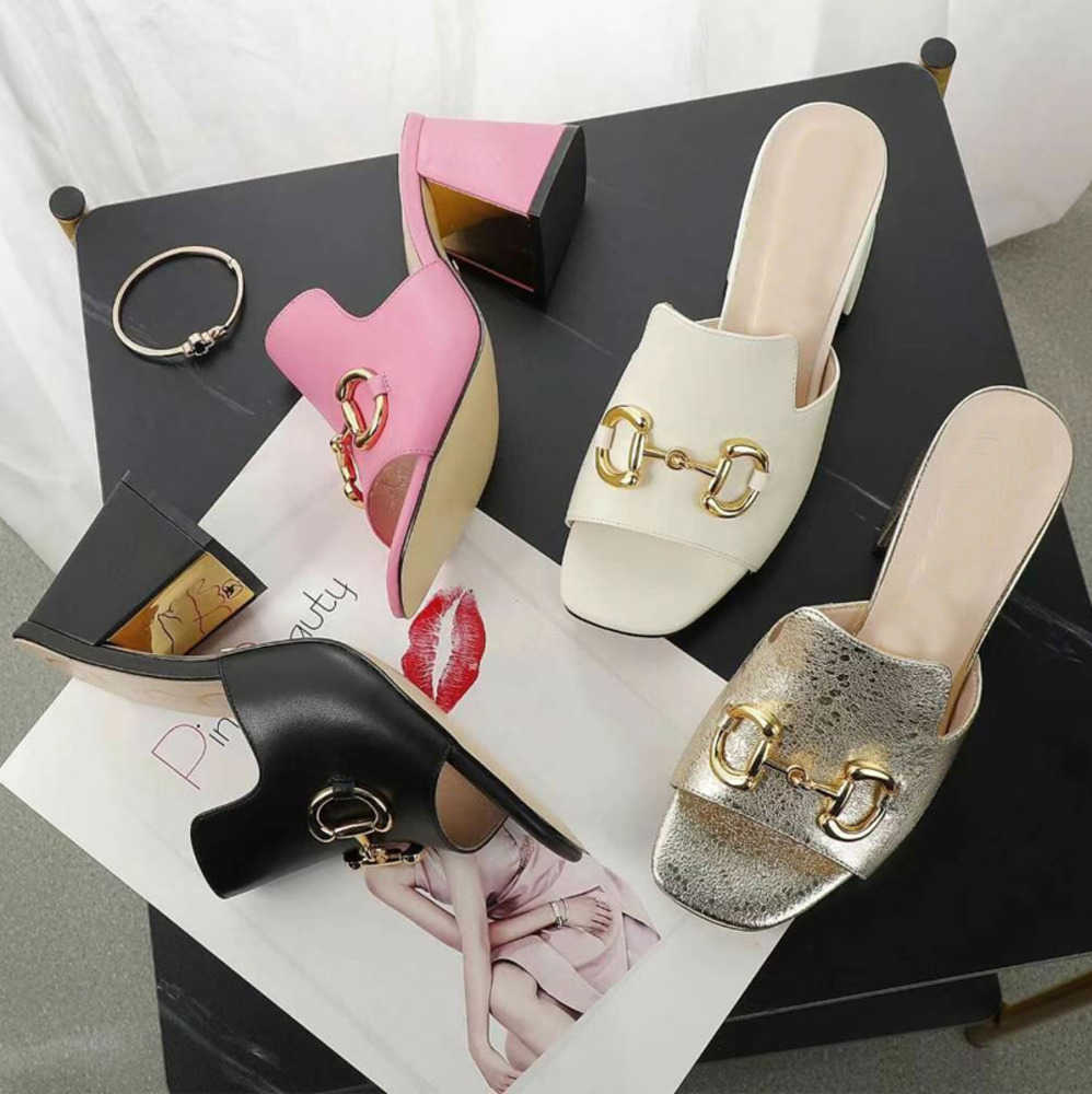 2023Summer Beach slipper fashion 100% leather Metal buckle Women Shoes cowhide white black Thick heel Sandals lady Half High fashion
2023Summer Beach slipper fashion 100% leather Metal buckle Women Shoes cowhide white black Thick heel Sandals lady Half High fashion