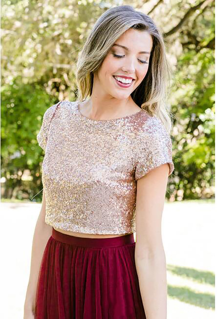 2023 Rose Gold Sequins Bridesmaid Dresses Country Mixed Order Wedding Party Guest Gown Two Pieces Junior Maid of Honor Dress Cheap Burgundy